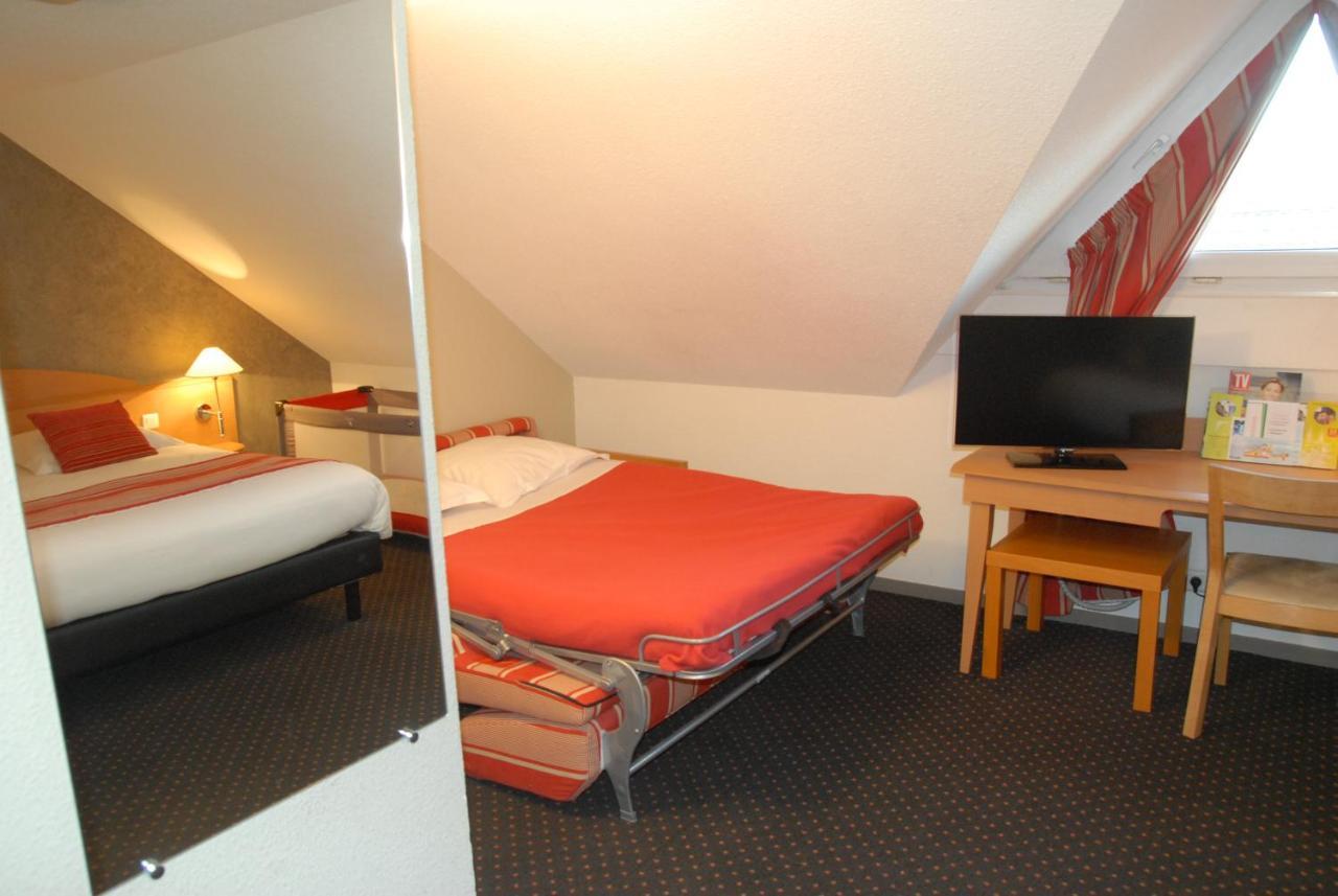 Logis Hotel L'Oree De Chartres - Barjouville Bagian luar foto